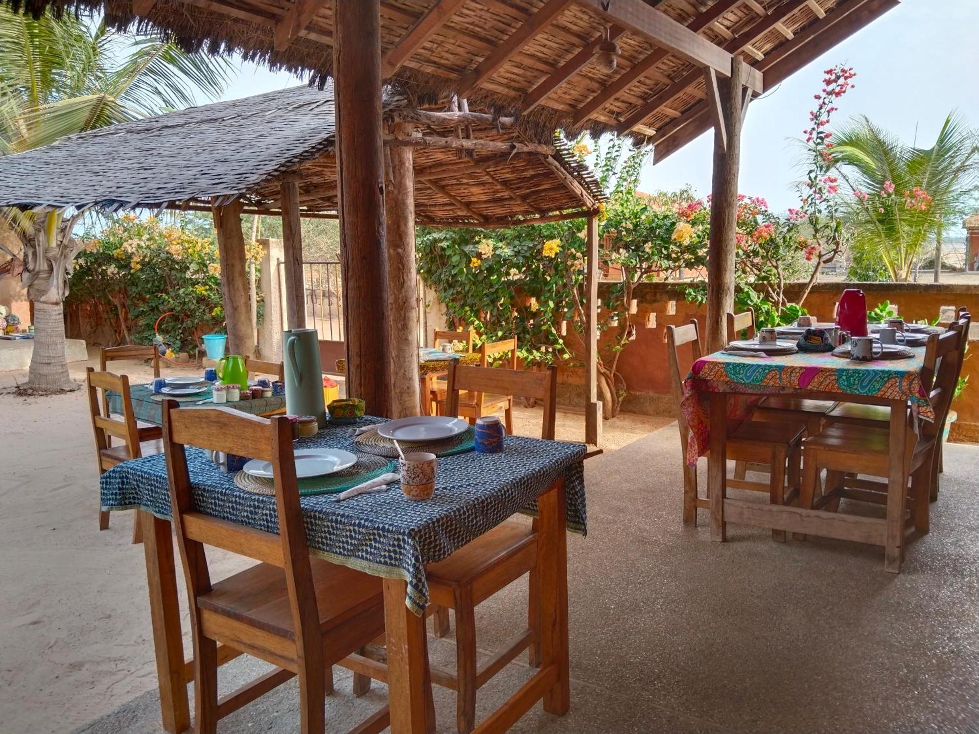 Nguel Du Saloum - Chez Abdou Et Mar Hotel Mar Lodj Buitenkant foto